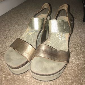 OTBT Gold Wedges